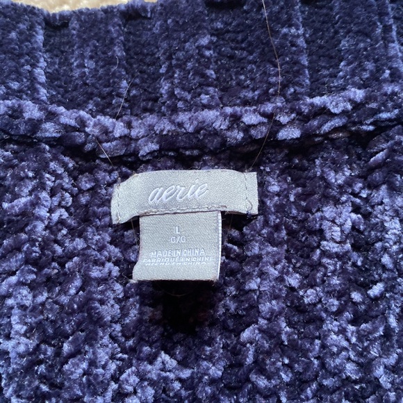 Aerie sweater in size large - Picture 2 of 2